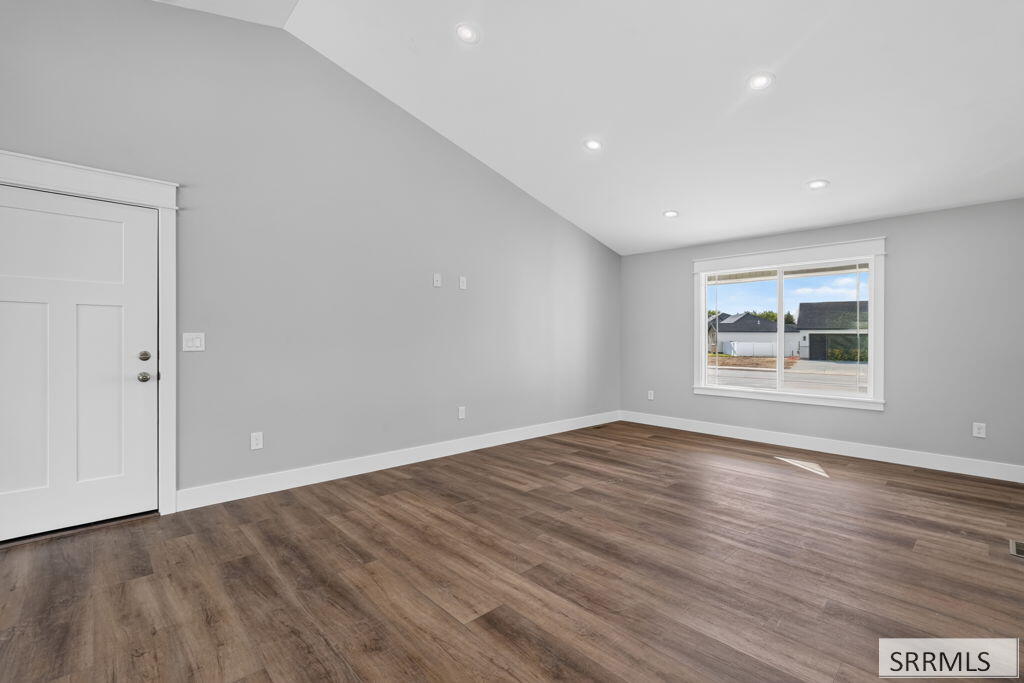 397 Wind River Drive Property Photo 5