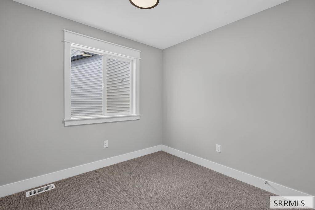 397 Wind River Drive Property Photo 16