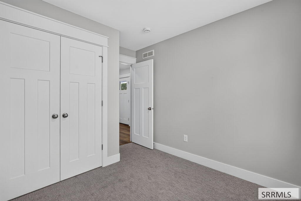 397 Wind River Drive Property Photo 17