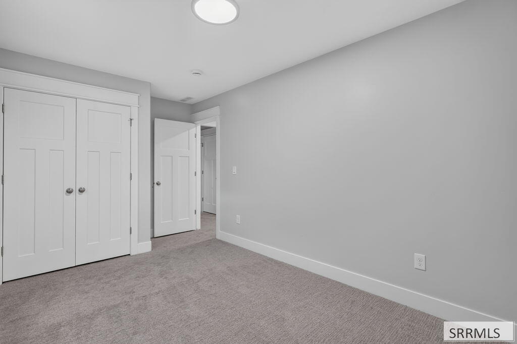 397 Wind River Drive Property Photo 27