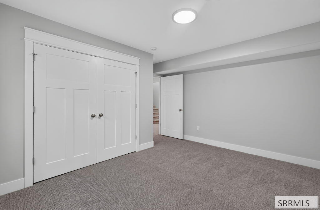 397 Wind River Drive Property Photo 32