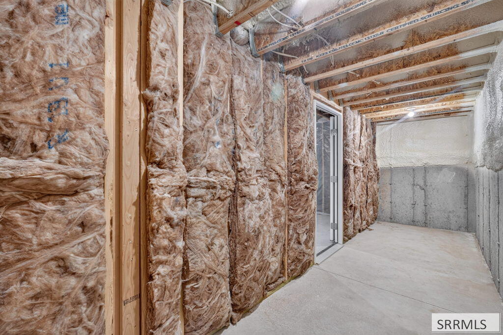 397 Wind River Drive Property Photo 35