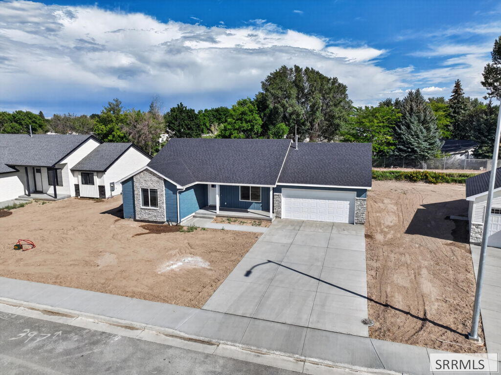 397 Wind River Drive Property Photo 41