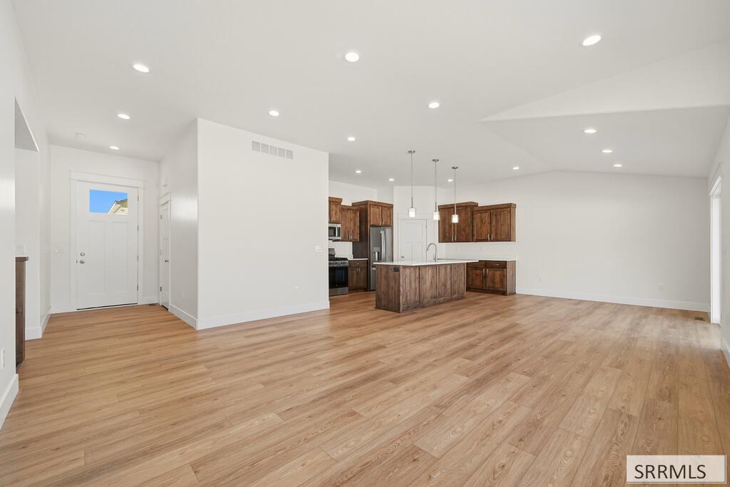 355 Skyline Peak Loop Property Photo 17
