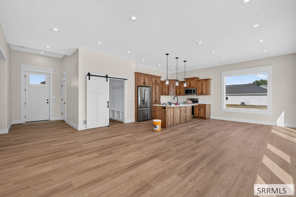 388 Wind River Circle Property Photo 4