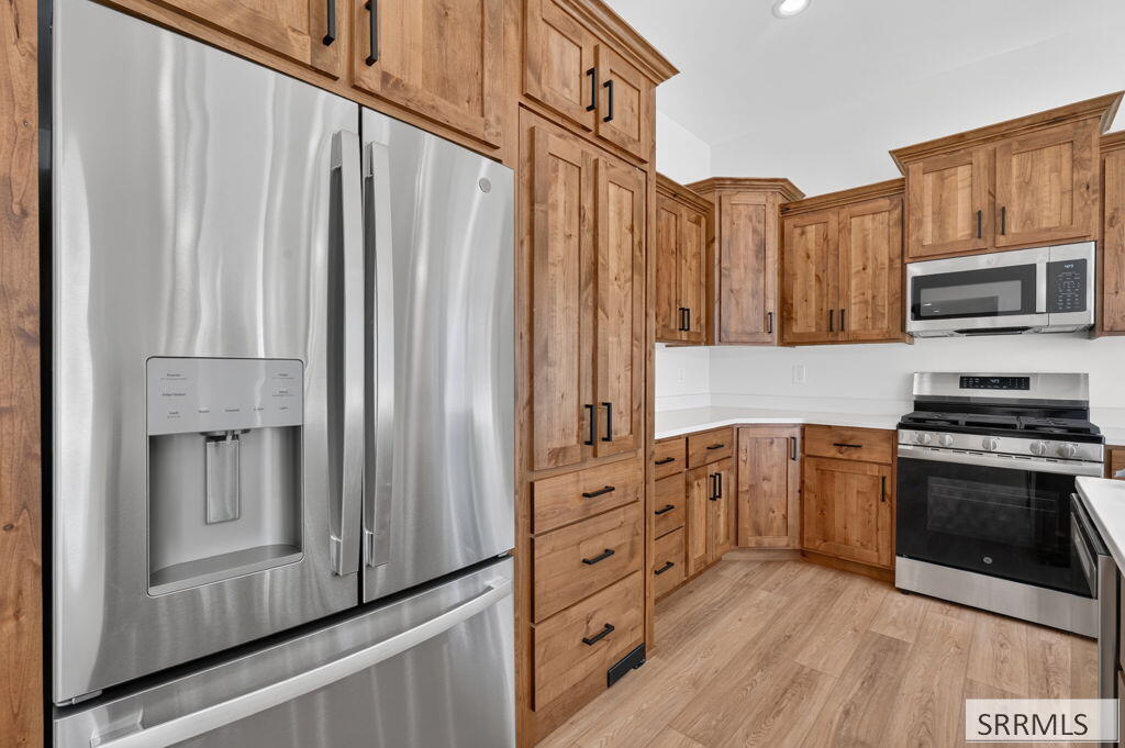 388 Wind River Circle Property Photo 8