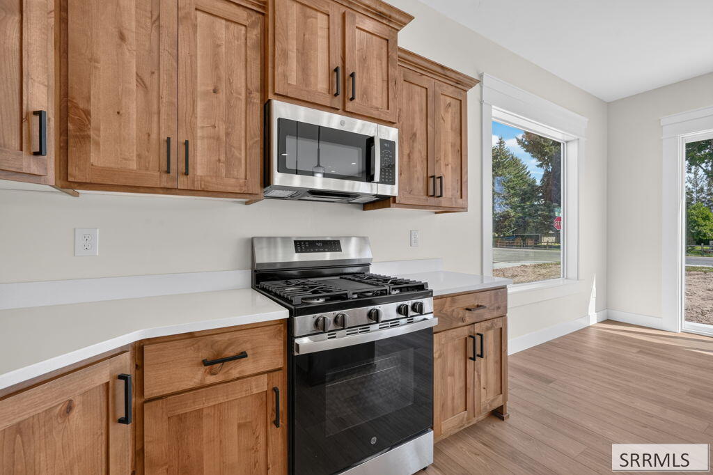 388 Wind River Circle Property Photo 9