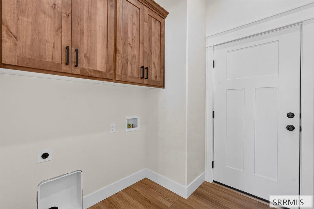 388 Wind River Circle Property Photo 14