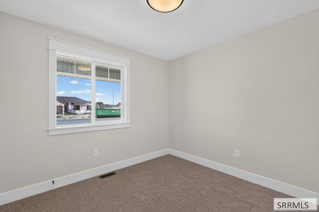 388 Wind River Circle Property Photo 15