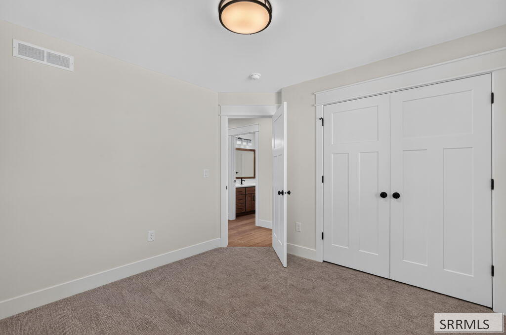 388 Wind River Circle Property Photo 16