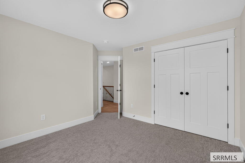 388 Wind River Circle Property Photo 18