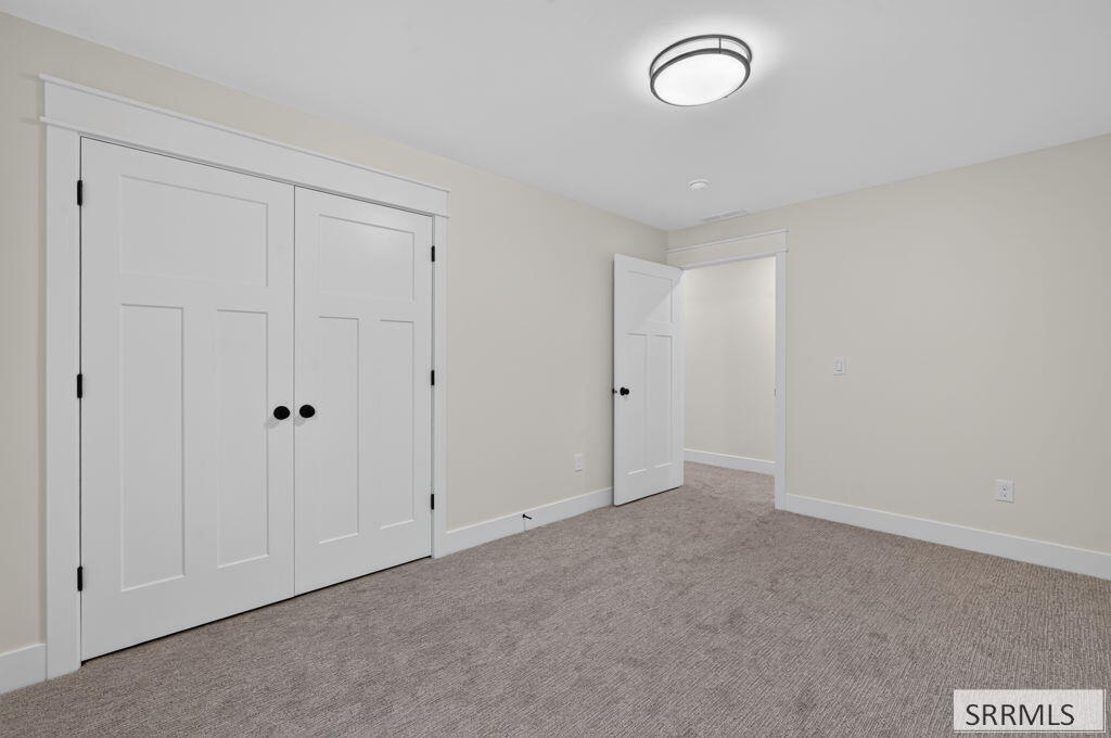 388 Wind River Circle Property Photo 37