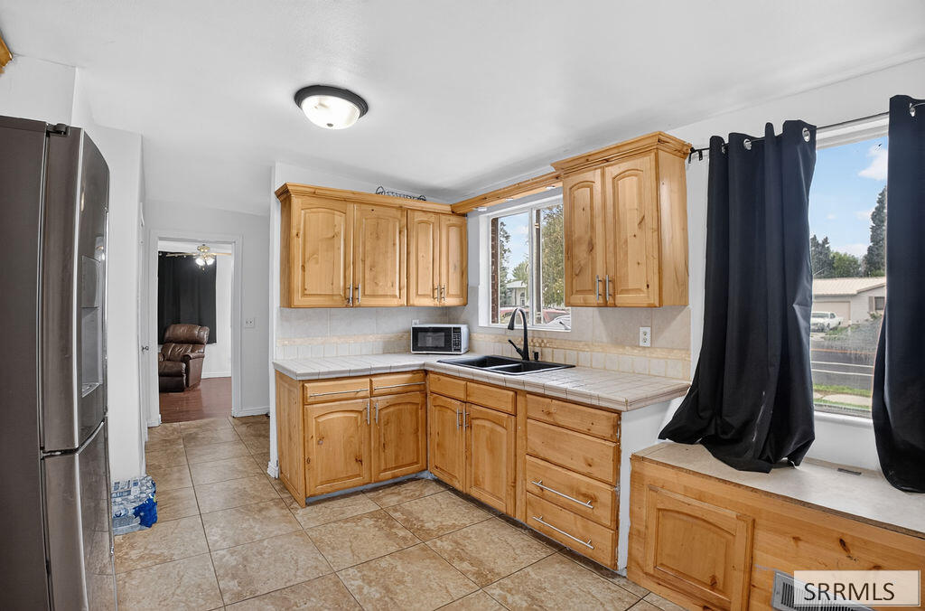 2161 E John Adams Parkway Property Photo 12