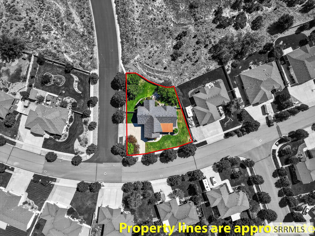 1408 Stoneridge Drive Property Photo 41