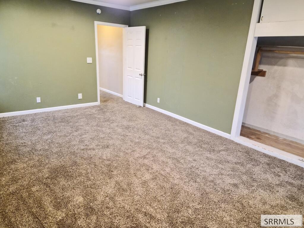 1147 N Hayes Avenue Property Photo 6