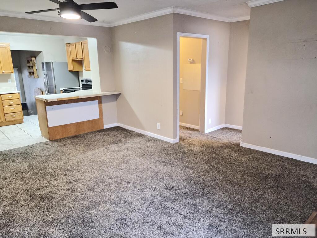 1147 N Hayes Avenue Property Photo 13