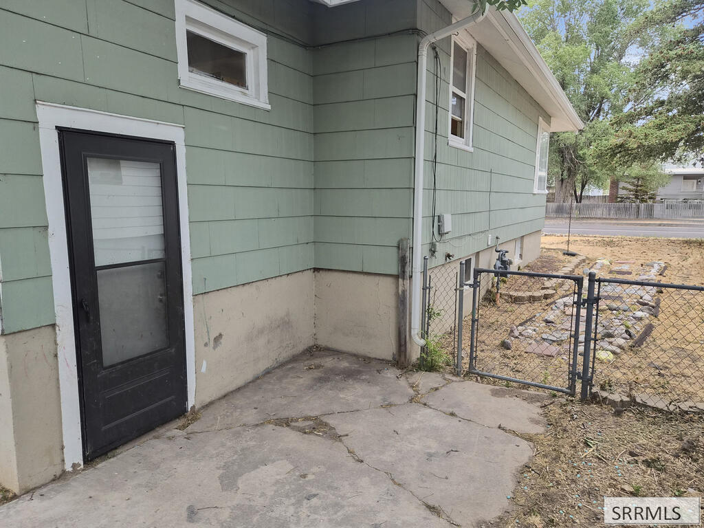 1147 N Hayes Avenue Property Photo 29