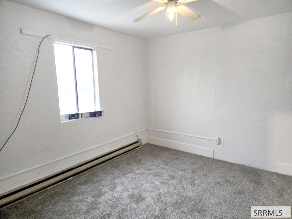330 2nd Avenue Property Photo 10