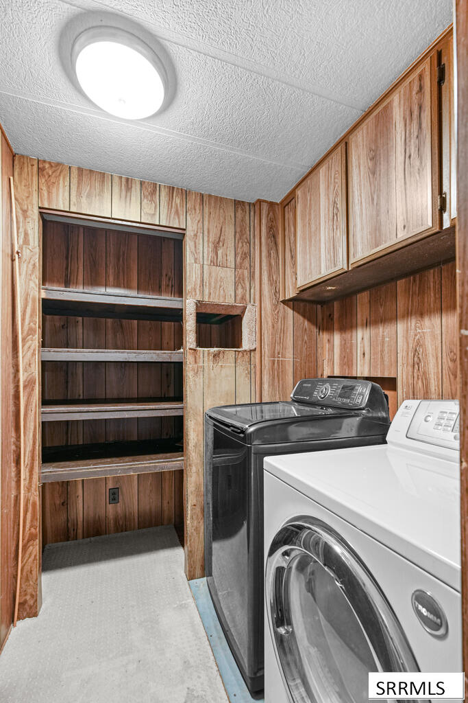 648 97th S Property Photo 36