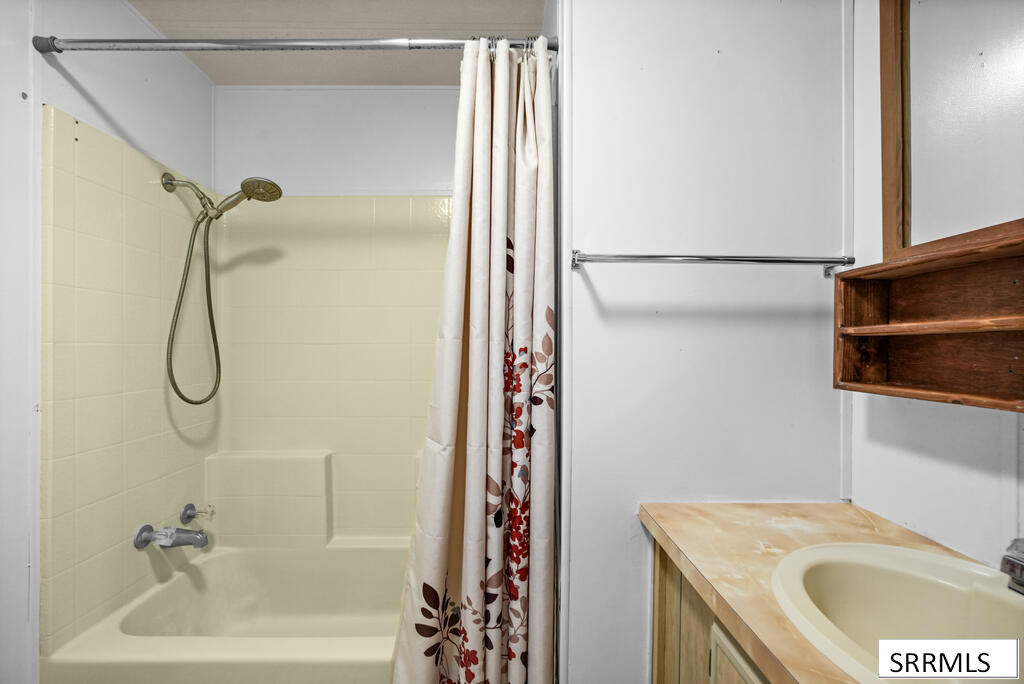 648 97th S Property Photo 52