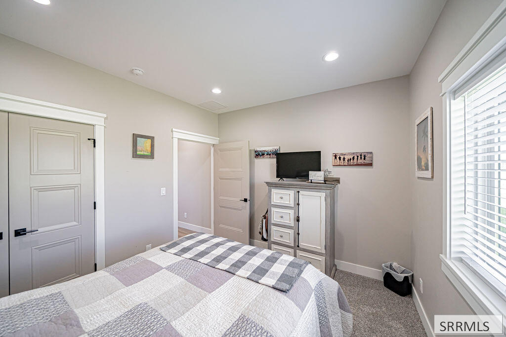 152 W 195 N Property Photo 55