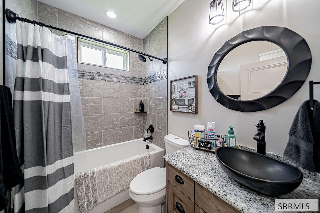 152 W 195 N Property Photo 56