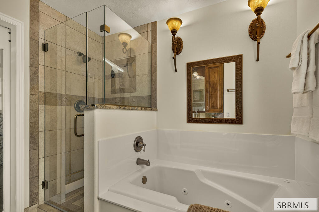 6248 S Foxrun Drive Property Photo 21