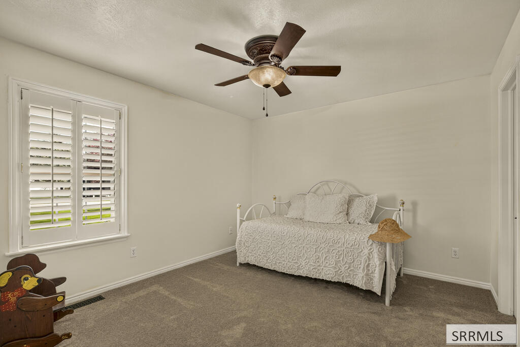 6248 S Foxrun Drive Property Photo 25