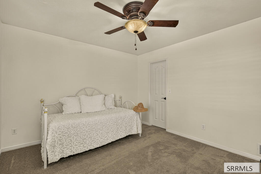 6248 S Foxrun Drive Property Photo 26