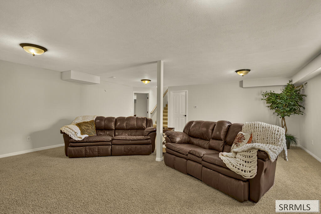 6248 S Foxrun Drive Property Photo 28