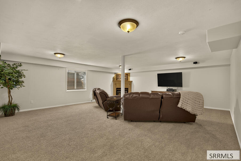 6248 S Foxrun Drive Property Photo 29
