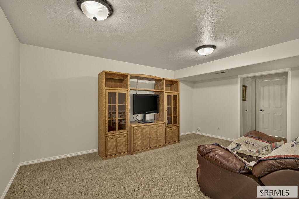 6248 S Foxrun Drive Property Photo 31
