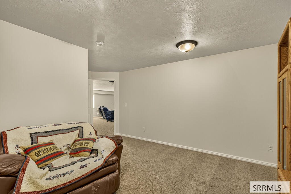 6248 S Foxrun Drive Property Photo 32