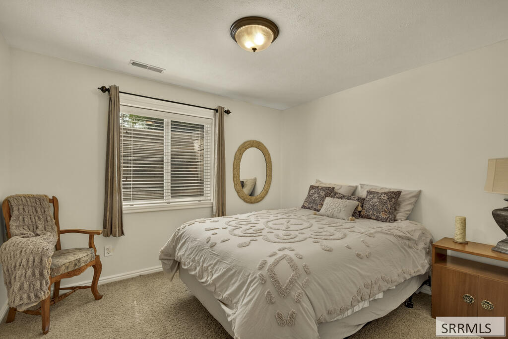 6248 S Foxrun Drive Property Photo 33