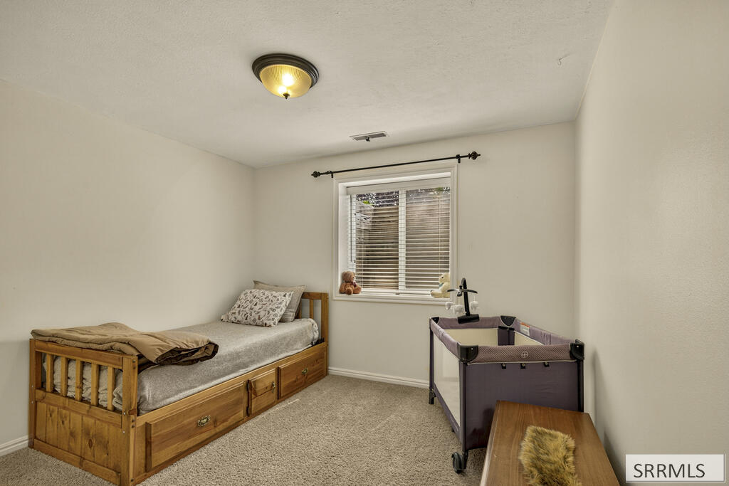 6248 S Foxrun Drive Property Photo 35