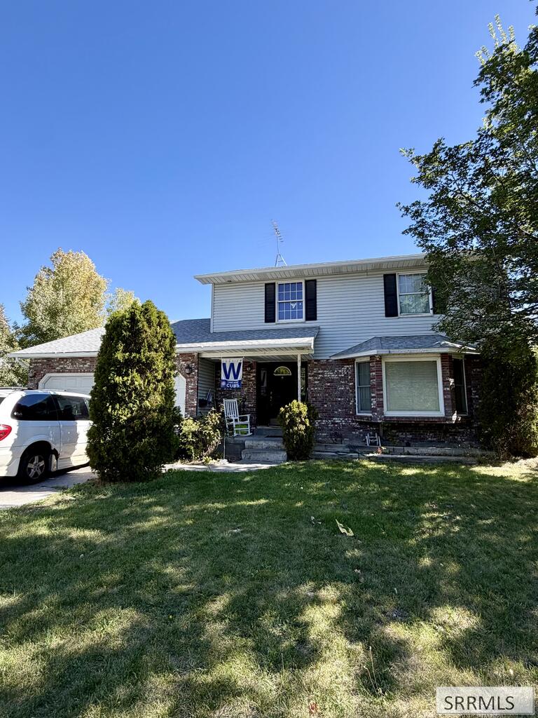 2379 Hoopes Ave Property Photo 2