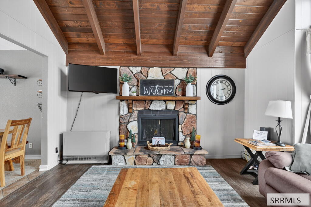 4222 Grand View Road Property Photo 4
