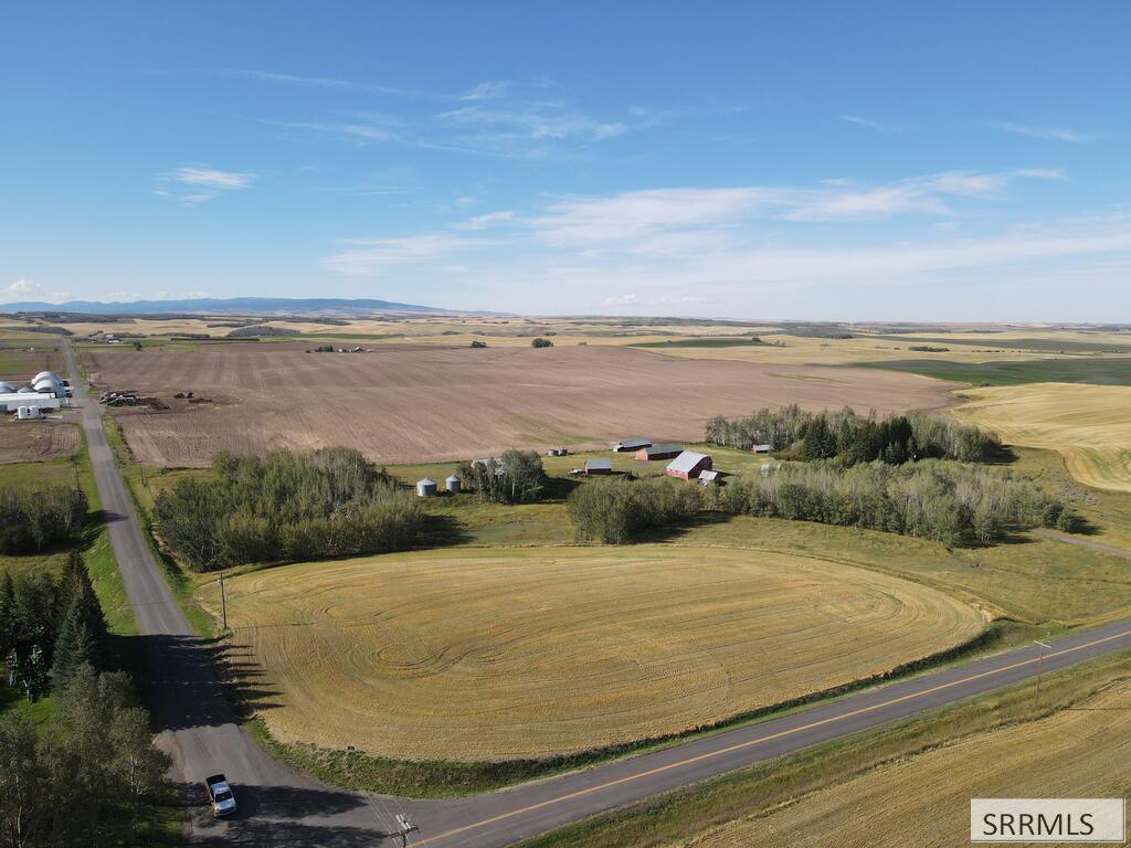 4484 E 1000 N Property Photo 1