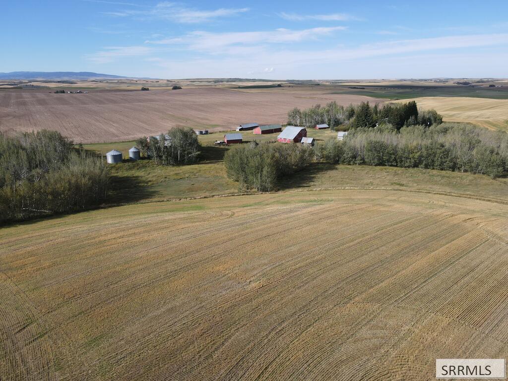 4484 E 1000 N Property Photo 12