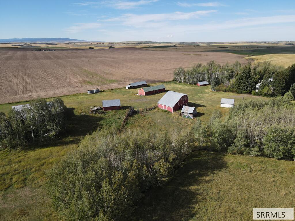 4484 E 1000 N Property Photo 14