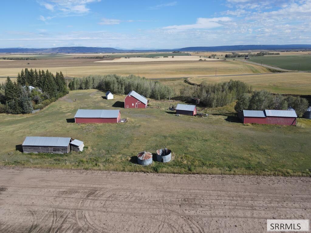 4484 E 1000 N Property Photo 23