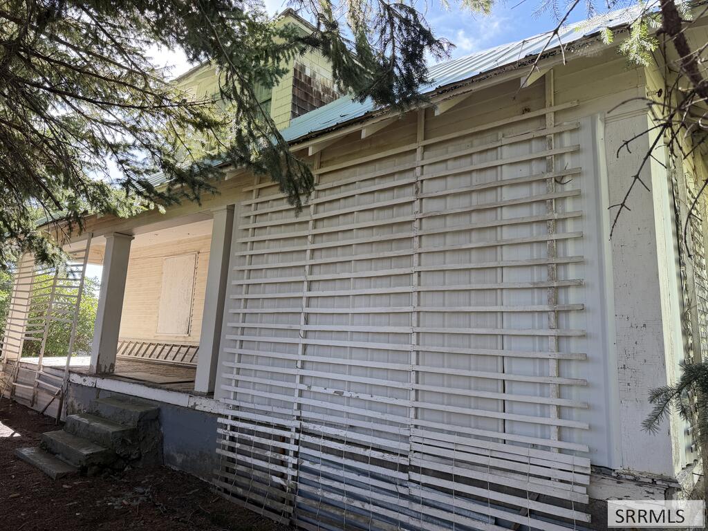 4484 E 1000 N Property Photo 34