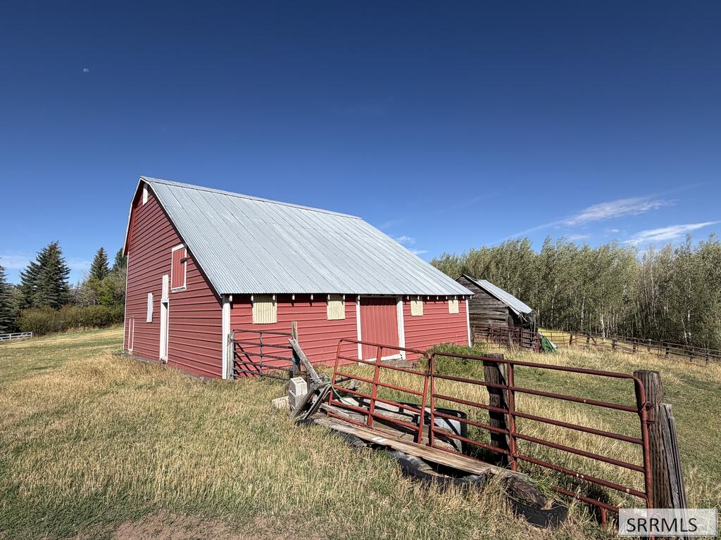 4484 E 1000 N Property Photo 70