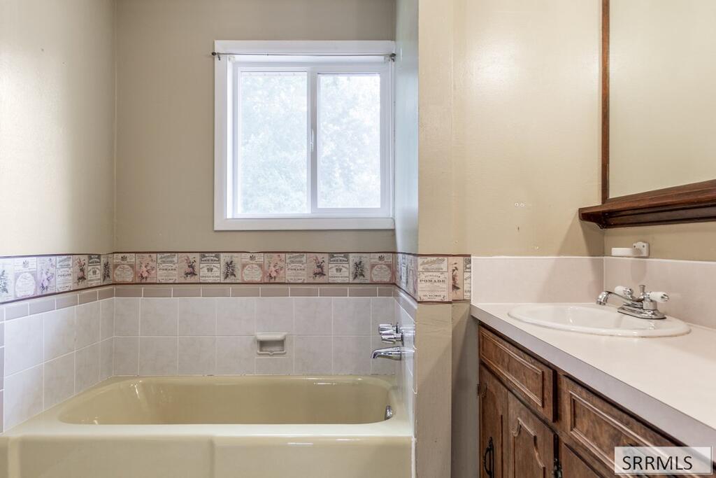 255 N 55 W Property Photo 10