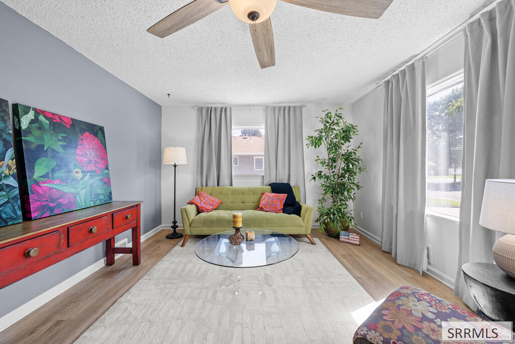 1085 Syringa Drive Property Photo 10