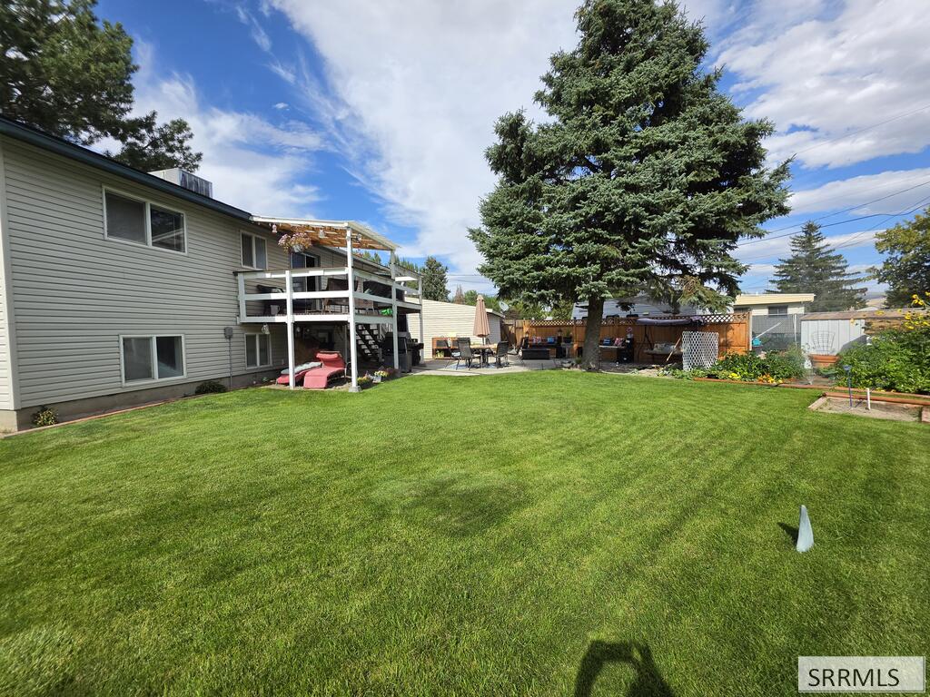 527 Boyd Property Photo 5