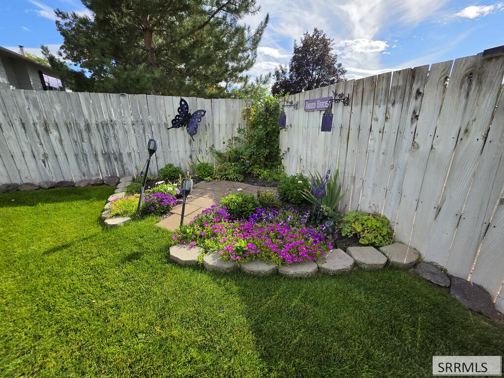 527 Boyd Property Photo 6