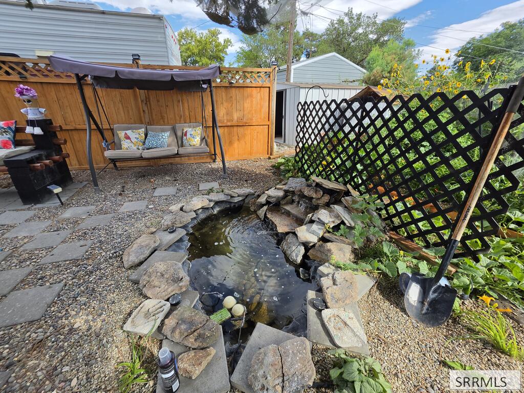 527 Boyd Property Photo 13
