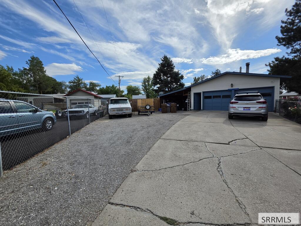 527 Boyd Property Photo 17