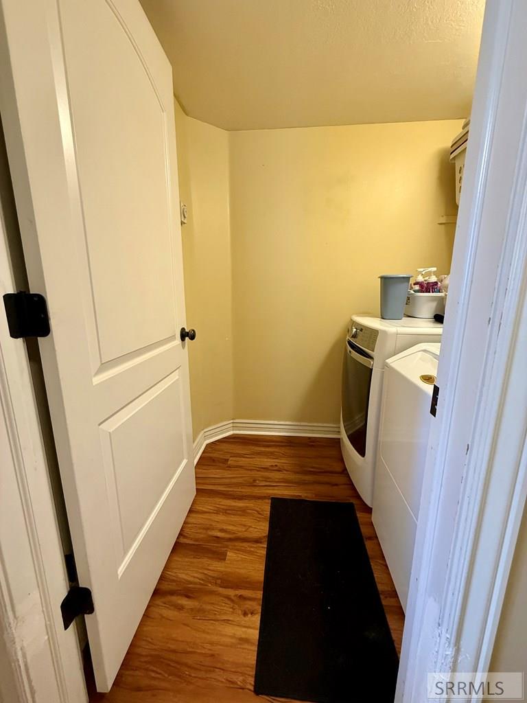 3702 E Pearce Drive Property Photo 17